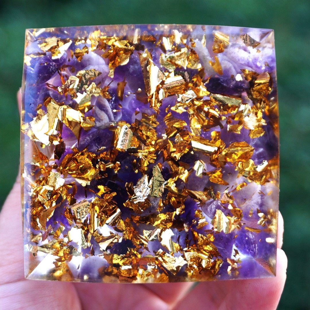 Natural Tiger Eye Orgonite Pyramid Healing Crystals Centerpiece Energy Generator Reiki Chakra Multiplier Orgone Amethyst Meditation - Blu Obsidian